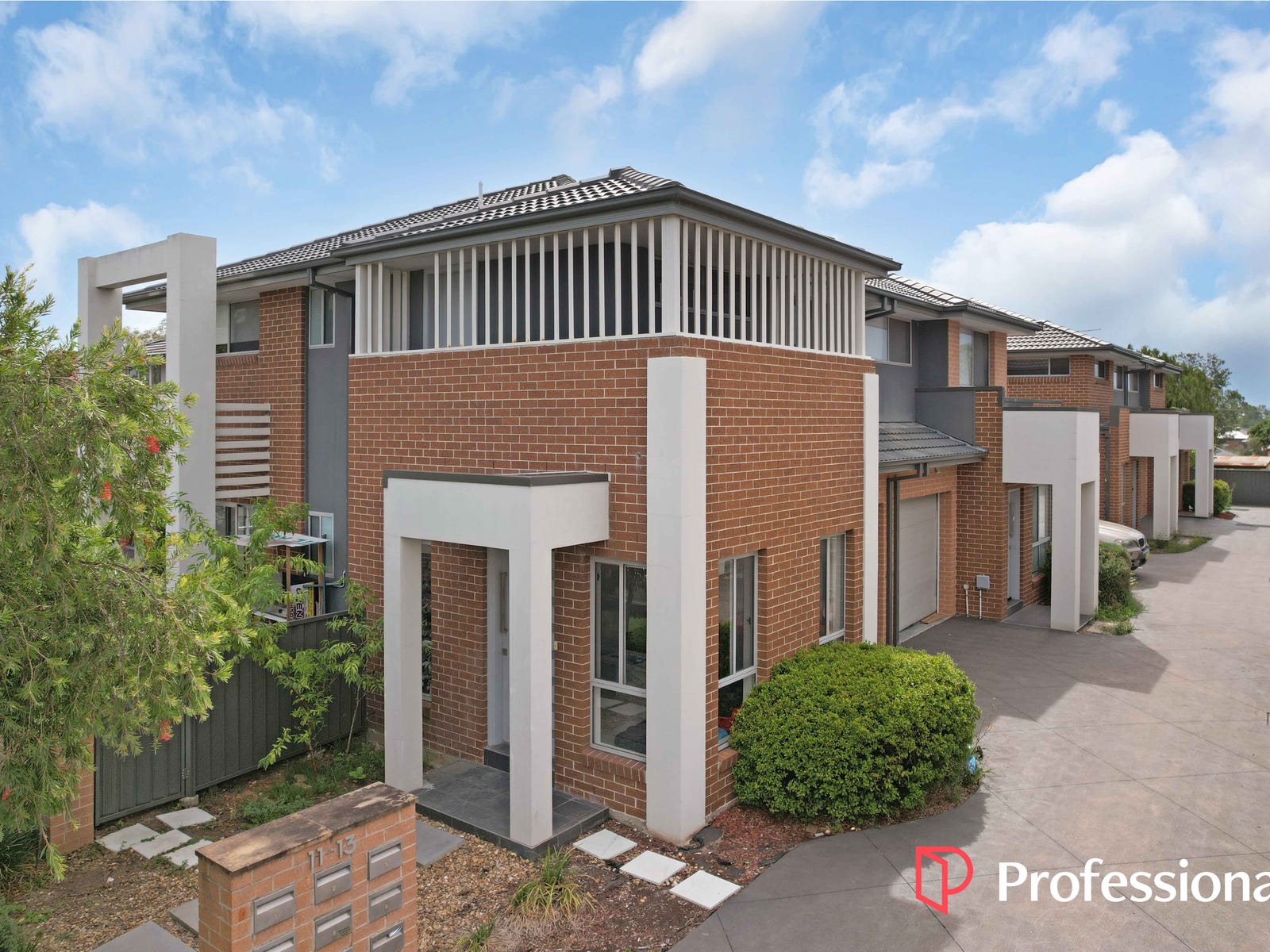 8/11-13 Marsh Parade, Casula