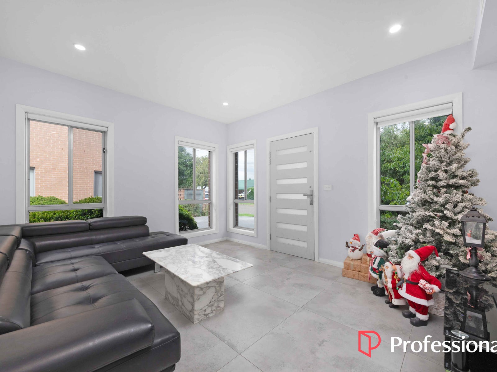 8/11-13 Marsh Parade, Casula