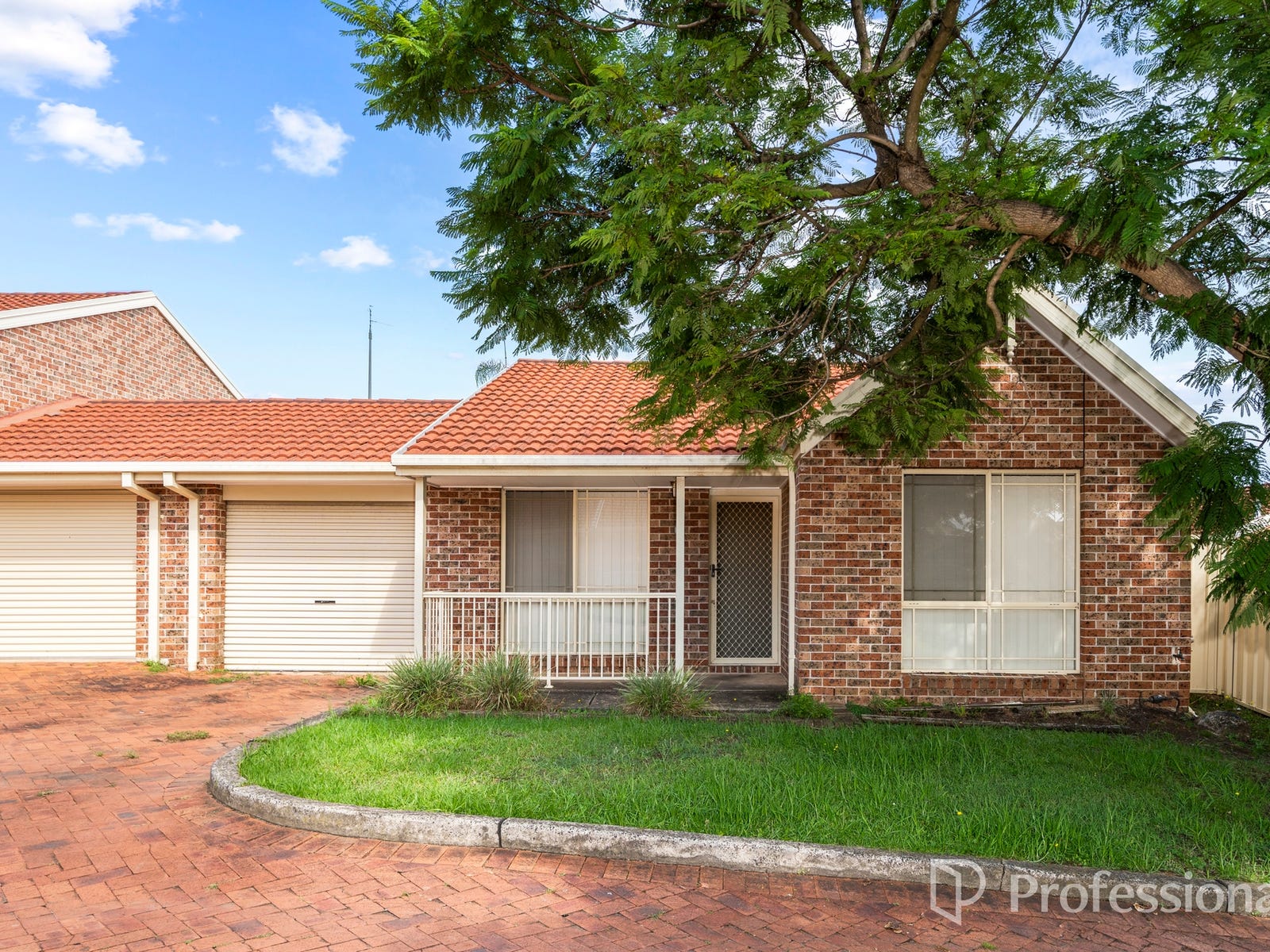 8/11-13 Marsh Parade, Casula