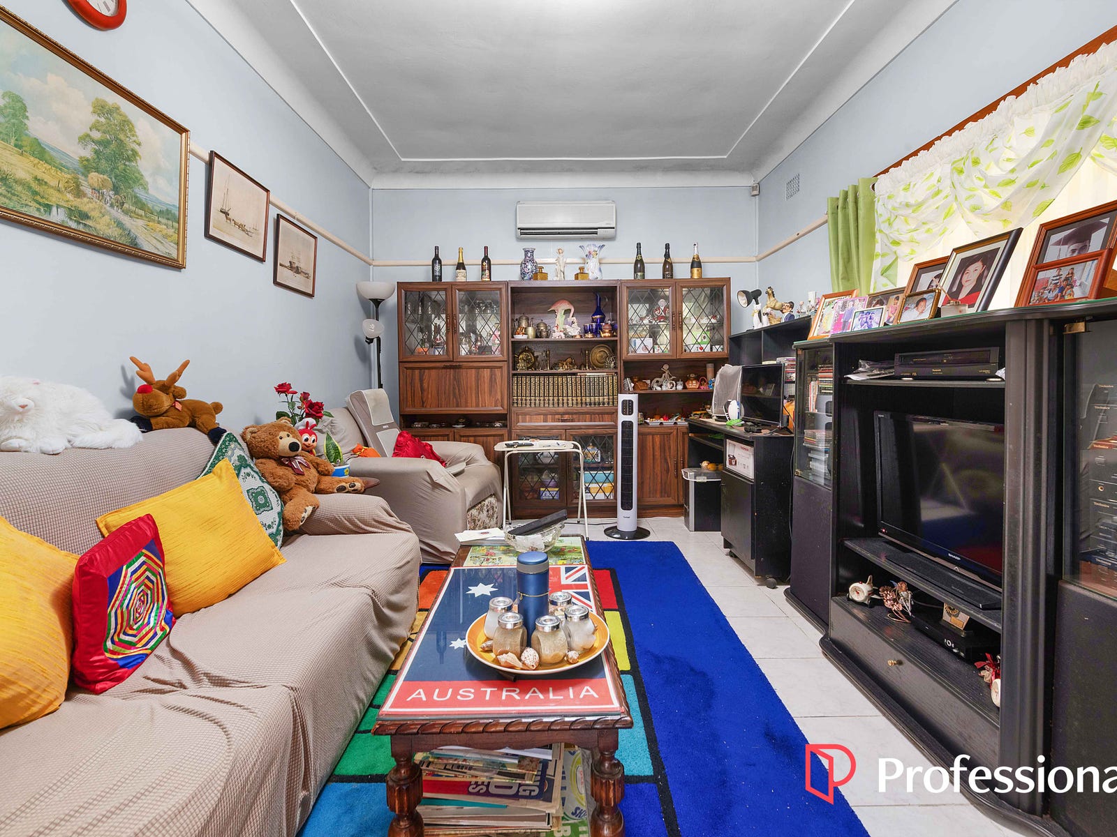10 Ferry Road, Lansvale