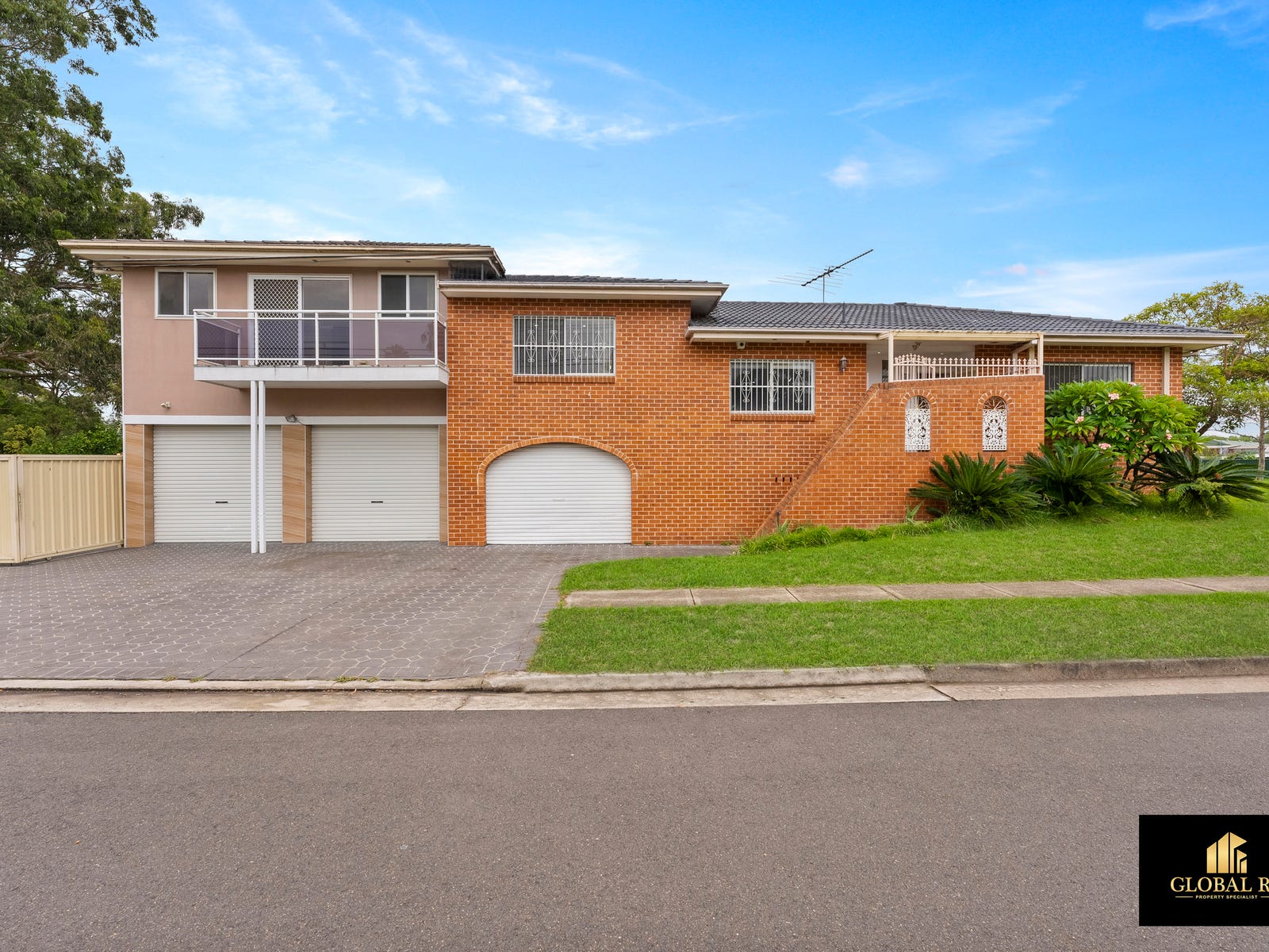 10 Ferry Road, Lansvale