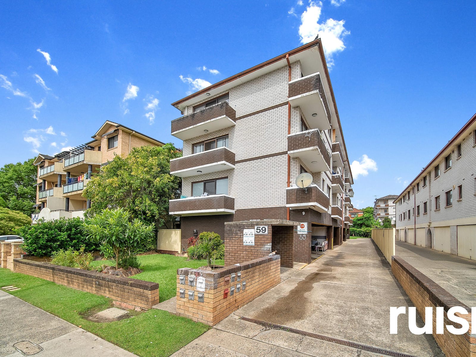 19/412 The Horsley Drive, Fairfield