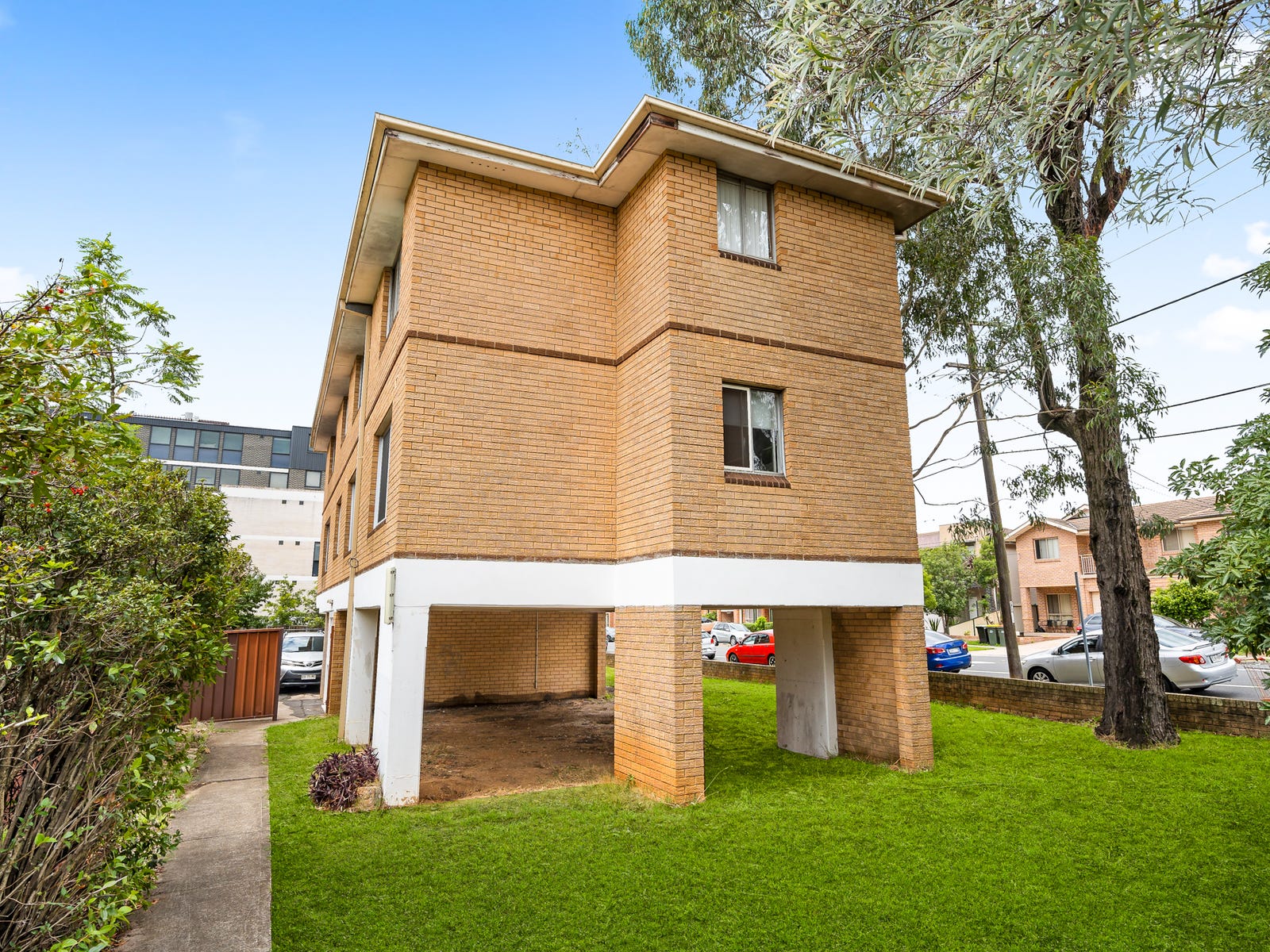 19/412 The Horsley Drive, Fairfield