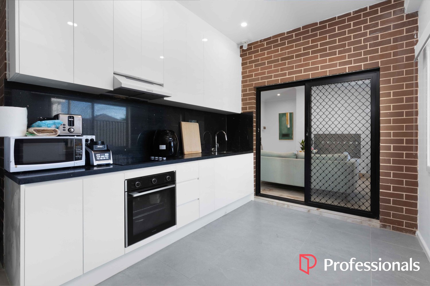 1 Gray Crescent, Yagoona