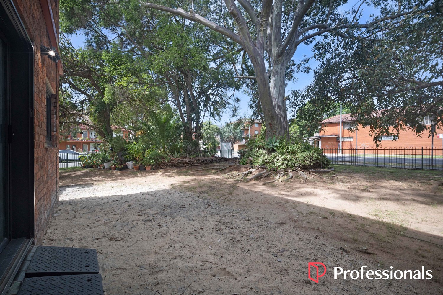 14/17-25 Hill Street, Cabramatta
