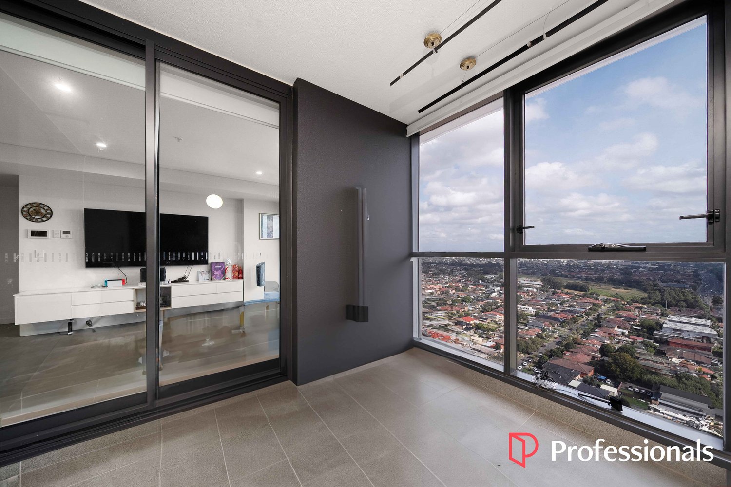 2405/311 Hume Highway, Liverpool