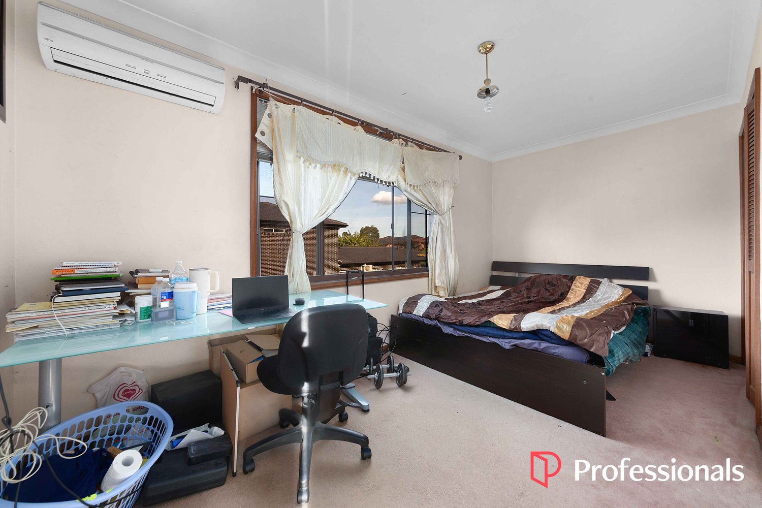 4 Senior Street, Canley Vale