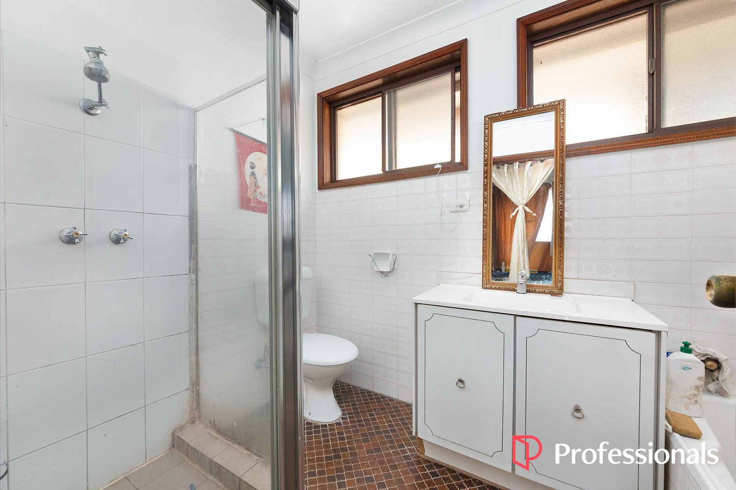 4 Senior Street, Canley Vale